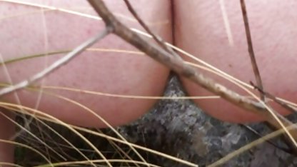 Вулгарната красавица прави отличен свирка на непознат секс бг аматьори