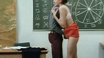 Задник sex s balgarki Хайди смуче чернокож човек