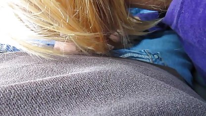 Секси фотосесия секс порно българско от спокойна млада блондинка във високи ботуши
