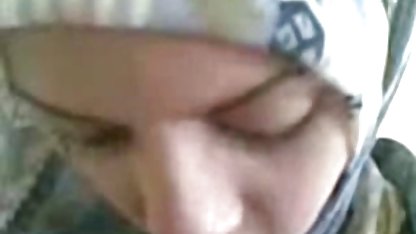 Палавата съпруга съблазни balgarski seks мъжа си за секс