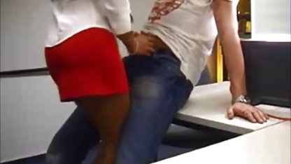 Ненаситната милашка докара sex balgarki шибаняка до оргазъм с уста