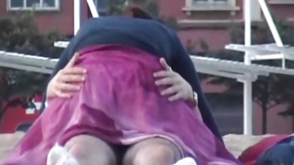 Дамата даде balgarski sex на селяните в две дупки едновременно