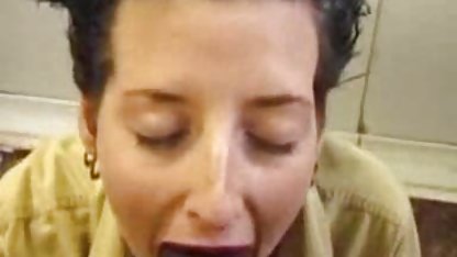 Младата sex balgarki латина смуче голям мощен хуй