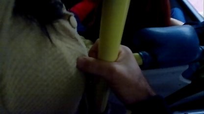 Очарователна Мартина със стъклени български секс видео спирали насред улицата