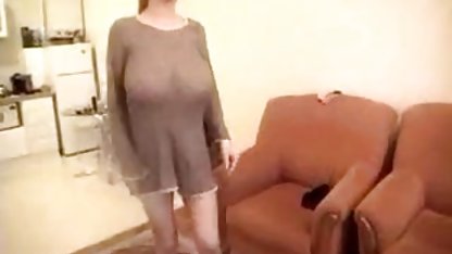 Червенокосата американка се sex s balgarki чука с мускулест съсед