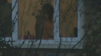 Гадже чука червенокоса приятелка в sex balgarski путка и анус
