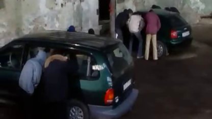 Джина секс с български циганки направи вагинално фистинг за своя приятел