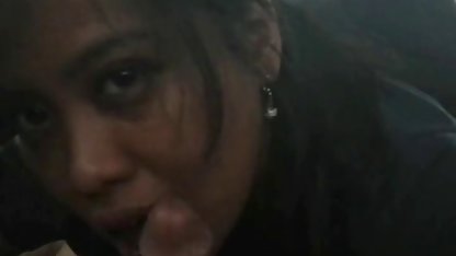 Двойката се българско порно видео прецаква в банята и се насилва насилствено